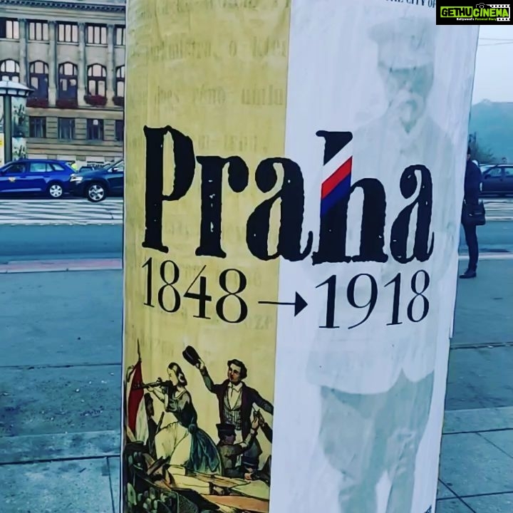 Ashish Vidyarthi Instagram - The theatre of life... Prague, Czech Republic