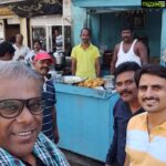 Ashish Vidyarthi Instagram – Thainyaa par kaali chai Jabalpur, Madhya Pradesh