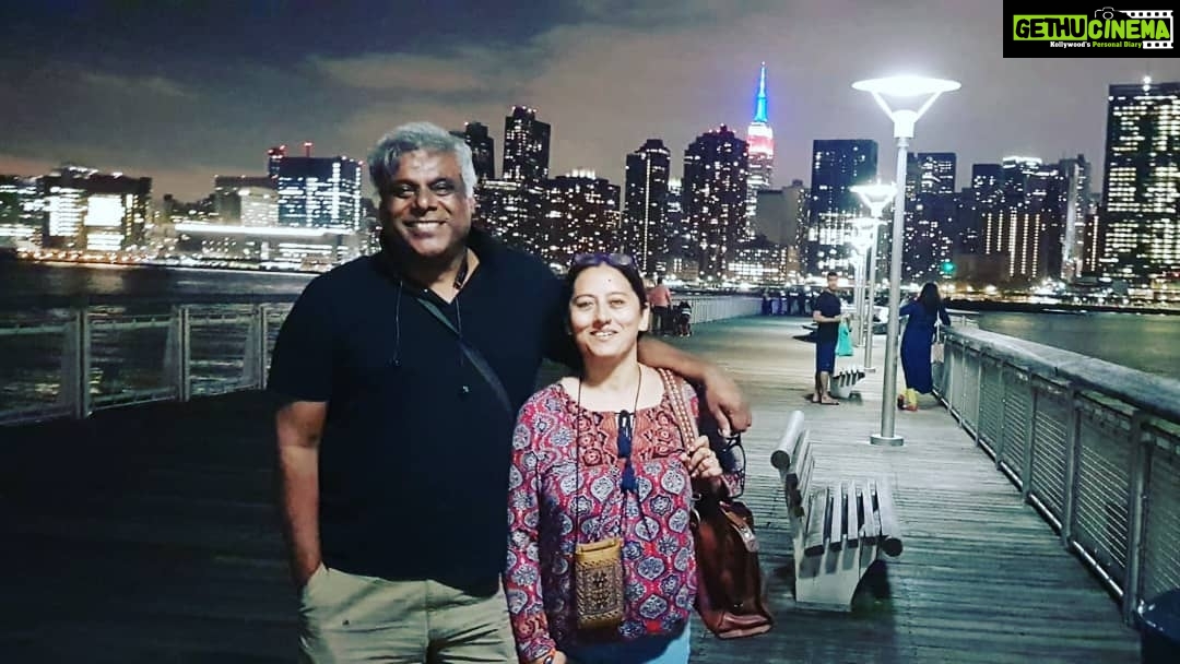 Ashish Vidyarthi Instagram - There are cities and there are cities... And then there is NYC.. Long Island City Piers