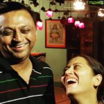 Ashish Vidyarthi Instagram - Two friends and a joke.. At Tanzil Art cafe, Bolpur