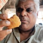 Ashish Vidyarthi Instagram - Sharmaji ki Chai ☕️ and Samosa in Lucknow #DoMoreWithLife #breakfast #lucknow #chai #samosa #wanderer #traveler #reelitfeelit #reelkarofeelkaro #food #bunmakkhanchai #uttarpradesh #trending