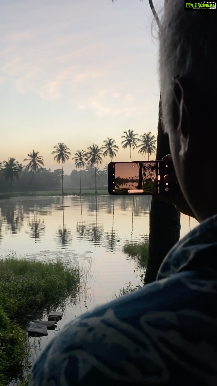 Ashish Vidyarthi Instagram - Unfiltered Suprabhat πππ½ #DoMoreWithLife #goodmorning #goodvibes #positivevibes #positivity #nature #water #sunrise #bliss #morningvibes #morning #instagood #instatrend #trending #reels #reelitfeelit #reelkarofeelkaro #reelsinstagram #reelsvideo #kerala #keralagram #keralagodsowncountry #palakad #keralatourism