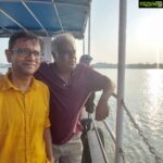 Ashish Vidyarthi Instagram - @ashishvidyarthi1 Crosing Ganges from #barrackpore to #serampore with Ashish Sir. Video coming soon!! 😊😊