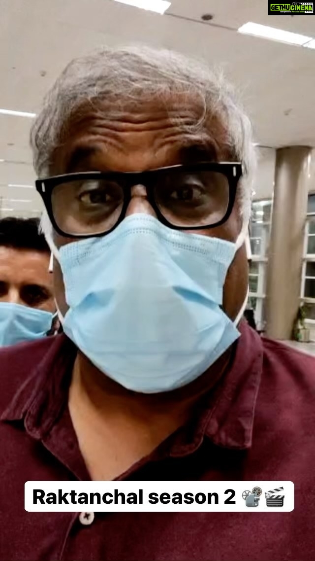 Ashish Vidyarthi Instagram - Let's Get Back To Shoot.... 👋Hello Varanasi. 🚨Shoot mode on Raktanchal 🎬📽 #DoMoreWithLife #ashishvidyarthi #mukeshbhatt #raktanchal #raktanchal2 #reelsinstagram #raktanchalonmxplayer #actor #indianwebseries #ott #bollywood #theatre #shoot #shootmode #varanasi #behindthescenes #bts #reels #reelkarofeelkaro #reelitfeelit #trend #trending #instareels