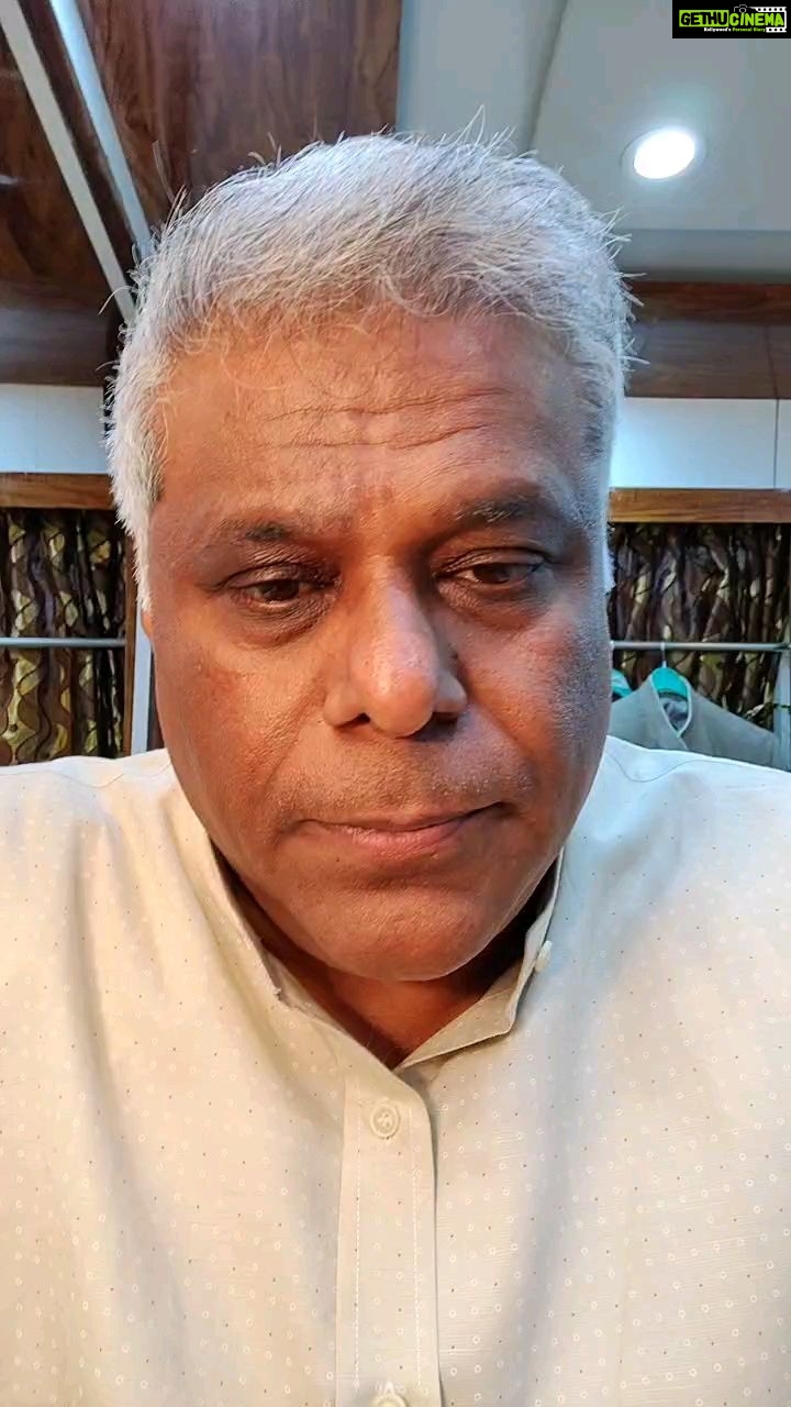 Ashish Vidyarthi Instagram - Never done before... Don't know of I can... Who cares? Might as well do it... And do it again if it doesn't work out... #DoMoreWithLife #zindagi #zindagithoughts #zindaginama #avidminer #ashishvidyarthi