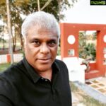 Ashish Vidyarthi Instagram - Terracotta... On green Terra firma.. #findinghappiness Hyderabad