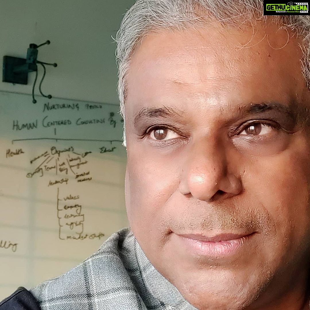Ashish Vidyarthi Instagram - Looking forward... #inspite #notbecause #Avidminer #Ashishvidyarthi #actor #communicator #possibilities Mumbai, Maharashtra