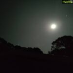 Ashish Vidyarthi Instagram - Moon & Mars... Today, on Sharad Poornima... Dharampur, India
