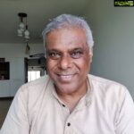 Ashish Vidyarthi Instagram – Suprabhat Bandhu… Have a great Sunday…

All of us are dealing with stuff… Each in our unique ways.

Reach out to someone in your life.. And have a chat..

You will discover some more reasons to have a smile on your face and their’s.. 

Cheers and love