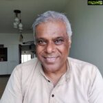 Ashish Vidyarthi Instagram - Suprabhat Bandhu... Have a great Sunday... All of us are dealing with stuff... Each in our unique ways. Reach out to someone in your life.. And have a chat.. You will discover some more reasons to have a smile on your face and their's.. Cheers and love
