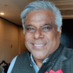 Ashish Vidyarthi Instagram - Thank You!!! A Quick & Short Update Have a look at my travel Vlogs on YouTube - Ashish Vidyarthi Actor Vlogs. If you love listening to horror stories then you'll like what we have created on Kahaani Khatarnaak Goi Podcasts. Both the links are available in Bio. #kahaanikhatarnaakgoi #ashishvidyarthiactorvlogs #ashishvidyarthi