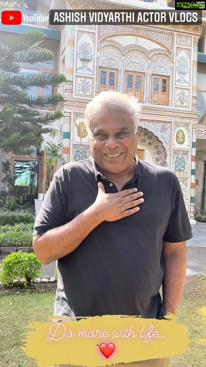 Ashish Vidyarthi Instagram - Aao Zindagi ko Jee Bhar ke Jee Le ❤️💫#DoMoreWithLife #motivation #zindagi #lifequotes #ignite #reelitfeelit #reelkarofeelkaro #jelezara #tuesdaymotivation #tuesdaythoughts #vibes #peace #himachal #himachalpradesh #kasol #kasauli #northindia #travel #explore #trendingreels #trending #goodvibes #nature #nurtureyourself #love #friends Himachal Pradesh