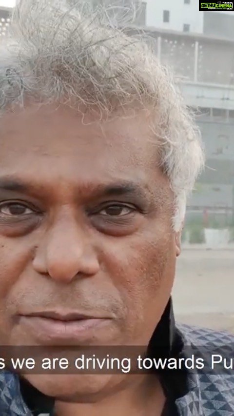 Ashish Vidyarthi Instagram - Sharing a tale I captured in January on the Mumbai Pune highway , of a father and his two children.. They are making the most of what life has given them. Life serves each of us different helpings... What we do with it, is upto us. Would love to hear your thoughts.. Alshukran Bandhu.. Alshukran Zindagi! www.avidminer.com #life #gratitude #happinessquotes