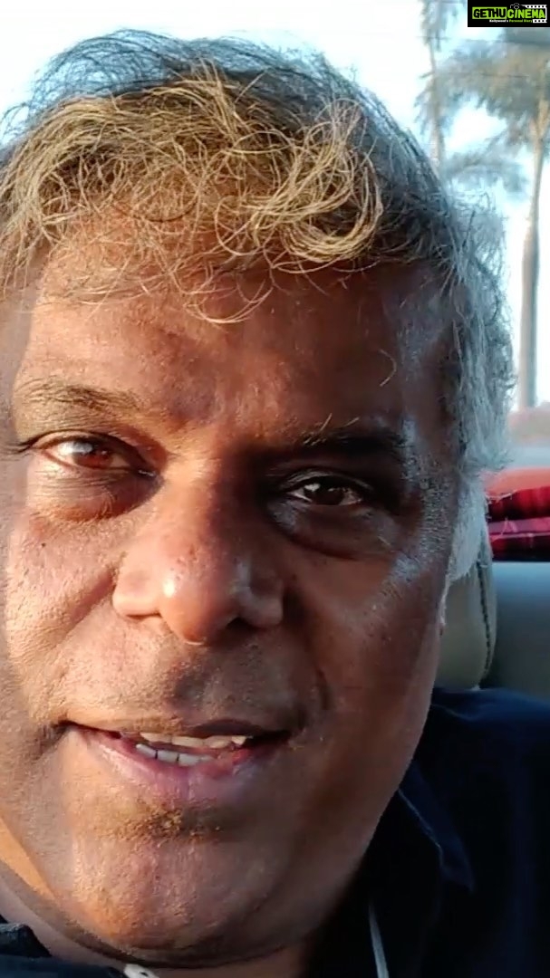 Ashish Vidyarthi Instagram - Haven't we all coerced our child to say that, as a symbol of being well mannered and well brought up? Consider for a moment... A child, which is the purest form of our species.. has no urge to thank anyone or anything , naturally.. The child just takes things as they are at that moment and then moves on. On the other hand, we as adults have "realised the importance gratitude"...! Any idea why? I have a thought.. Maybe, Gratitude is a balm, a salve, that we as adults need... Could be a disruptive thought ... I have shared it in this video, which I recorded ten days back.. Do let me know, your thoughts on the same.. As for me, I thank you for this opportunity.. Do stay safe and well.. Alshukran Bandhu.. Alshukran Zindagi! www.avidminer.com #child #pure #gratitude #bekind #avidminer #ashishvidyarthi