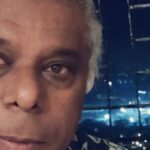 Ashish Vidyarthi Instagram - Let's ideate and think innovative.. This scenario doesn't need spread of predictions, rather needs spread of ideas and how we can continue our impact on life through our work. We cannot allow fear to freeze and pull us down... Let's share fresh thoughts... Use technology in ways beyond it has ever been used.. It all depends on our ingenuity and brightness.let the light of human spirit light us.. Remember.. Storms don't last... And dreams don't perish.. Alshukran Bandhu Alshukran Zindagi www.avidminer.com #innovate #ideate #create #staysafe #staybright #coronavirus