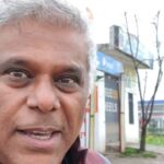 Ashish Vidyarthi Instagram - A routine which brings if not a yawn, at least a lingering feeling of boredom and predictability... Yet of we look carefully, no two days are alike... How will it be if each day can be seen by us, as a unique contribution to our life..? Do share your thoughts how we can ongoingly identify the extraordinary in the ordinary.. And allow that to be the lietmotif of our life.. And... You may wish Piloo and me on our anniversary ... We are 21 today! Alshukran Bandhu.. Alshukran Zindagi www.avidminer.com #uniqueness #celebrate #life #mylife #avidminer #ashishvidyarthi