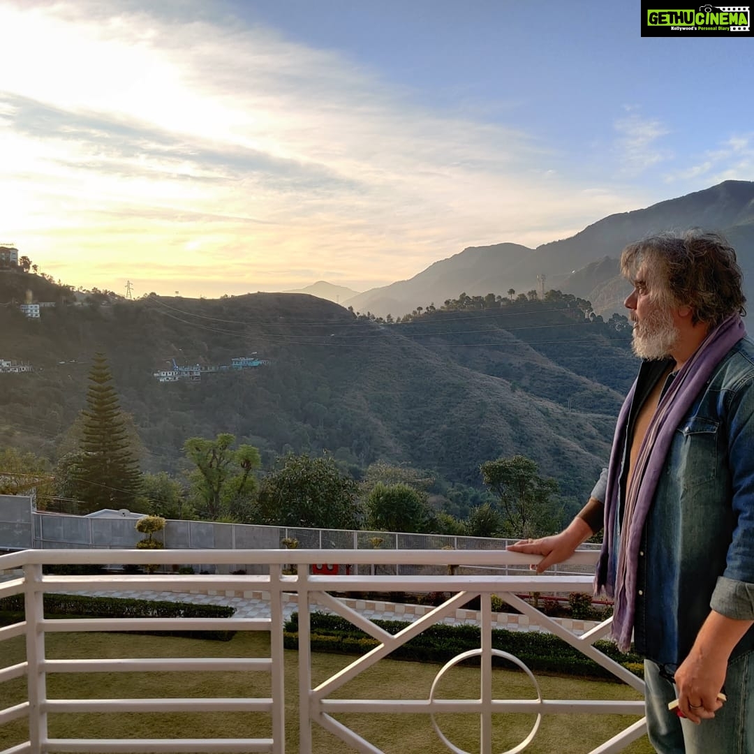 Ashish Vidyarthi Instagram - Enroute Kasauli.. Kandaghat, Himachal Pradesh, India