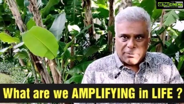 Ashish Vidyarthi Instagram - What are we amplifying in life my friends? Our complaints, the things that we are unhappy with or do we want to amplify the good, the great, something that makes us feel phenomenal? If you can amplify something that really inspires you. What is it? Do share your thoughts. #life #thinkbig #mondaymotivation #bephenomenal #avidminer #ashishvidyarthi Mumbai, Maharashtra