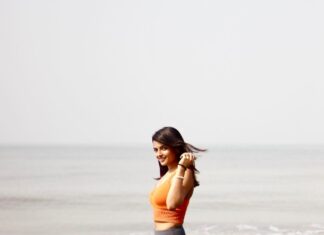 Ashna Zaveri Instagram - A man sees in the world what he carries in his heart 💕💫