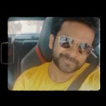 Ashok Selvan Instagram - Makkalay, Sending all my love to you 🫀 Happy Valentine’s Day! I love you. And yes one love shoutout to the amazing @yanchanproduced for this music 🔥🍻