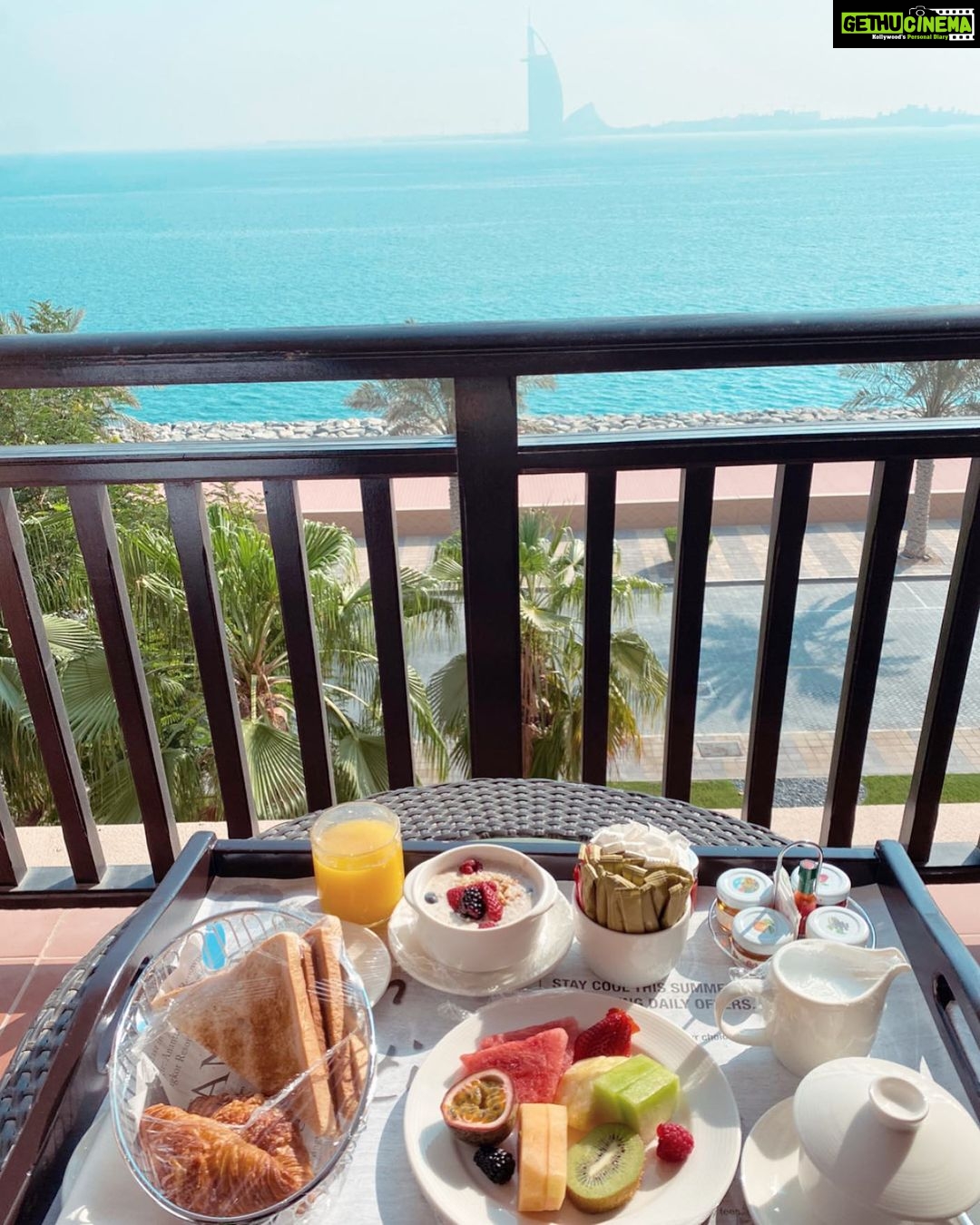 Ashrita Shetty Instagram - Took myself on a breakfast date today🍴🌸🌤🌊