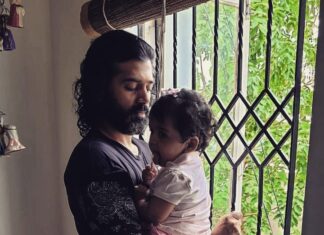Ashwin Kakumanu Instagram - Beauty & the beast. Babies have this super power of making time pass by so fast. The best thing to happen to me,thanks @sonxemk ❤️ #cloudydays #fathersanddaughters