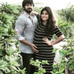 Ashwin Kakumanu Instagram – Kept putting off taking photos of us before the baby was born,and for some reason decided to take these photos on the 4th of July. Good idea cause the baby came through next day, and I would have have missed capturing the baby bump. 🥰🐻 Thanks @mouseylocks for the last minute session 🤗