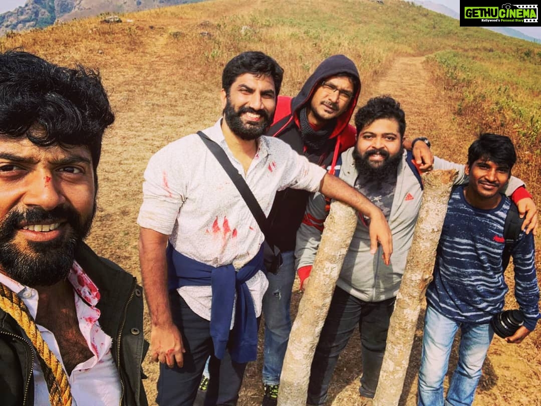 Ashwin Kakumanu Instagram - Last week after a gap of about 10 years directed a short film once again with a 6 man crew deep in the mountains of Coorg. We handled problems that nature and technology were constantly throwing at us and came out on top! Much thanks to the squad that answered the call for adventure and rose up to the challenge.hoping I can show you guys glimpses soon! @svobodha , @infinitepixelz ,@riaz.88 @devdeviah @kabbeholidays