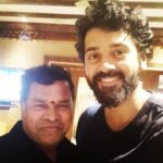 Ashwin Kakumanu Instagram – Look who I bumped into post gym at Ramoji Film city-mayilsamy sir.. One of the sweetest actors to work with. He will source out the best local food in whatever city he shoots in, order and share it with his co-actors.  #vedhalam  #thollaikaatchi