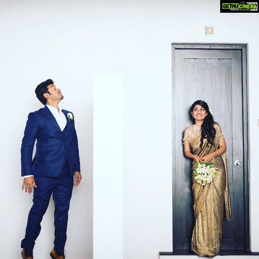 Ashwin Kakumanu Instagram - Here's one from my wedding shoot... What should I call it- 'jumping for joy' or 'look before you leap' @sonalimanavalandesign?
