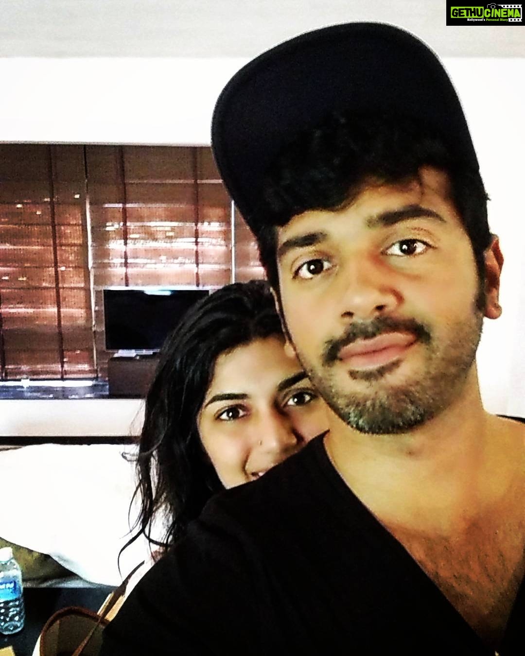 Ashwin Kakumanu Instagram - Wife playing peekaboo. #smalljoys