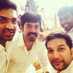 Ashwin Kakumanu Instagram - With the boys! #wedding #vaettisattai