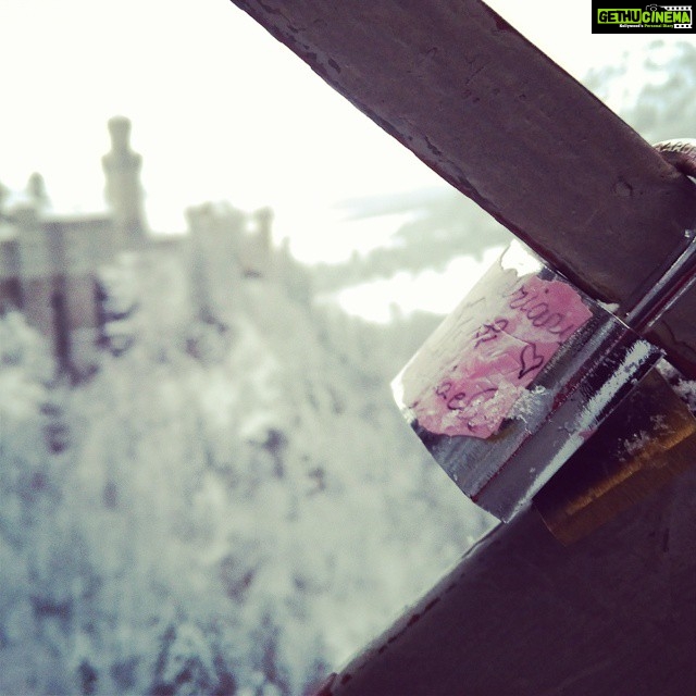 Ashwin Kakumanu Instagram - A different view ..#locks #castle