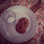 Ashwin Kakumanu Instagram - My niece & nephew think Santa's coming and left him some milk and cookies.Ashwin maama has to make sure Santa eats & goes ;) #vairufulla #unclelove #innocenttimes
