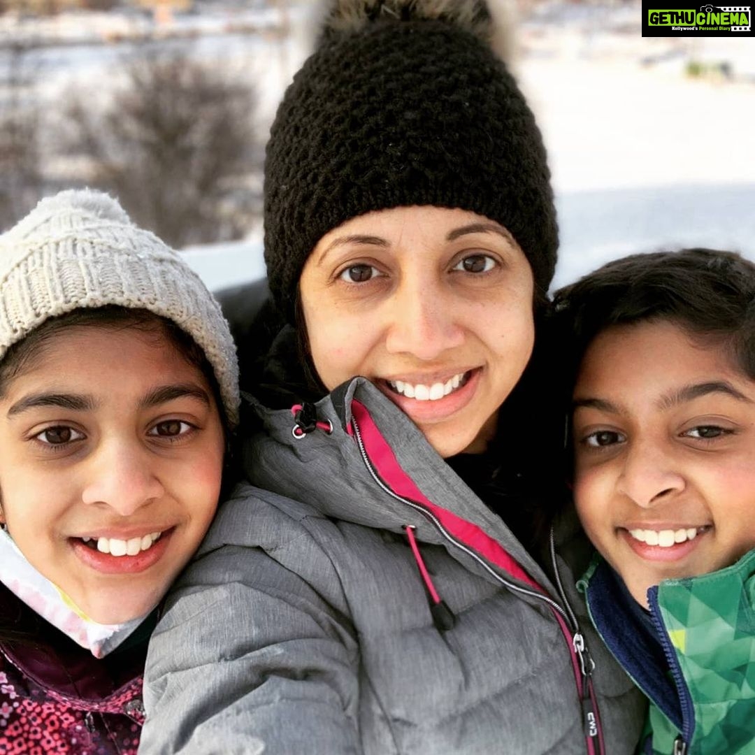 Ashwin Kakumanu Instagram - Truly one day is not enough to celebrate mother's.I've been fortunate enough to constantly be surrounded by strong women in my family, women who have seen so much adversity and yet risen above it with a silent strength and ferocity, all the while being loving and caring. Situations that would break most people's spirit and yet they endure and care for us at home while also working toward their own goals and passions or out of just pure survival spirit. If the lockdown has taught me anything, its just how difficult that balance is. I've seen it time and time again and all the women in these photos are symbolic of courage,love,kindness,intelligence,talent and hard work. That's all together,no simple feat. I only wish I could somehow have all of them close to me, this year has been so hard for everyone in not being able to be with our loved ones. Those lucky enough to be under the same roof, give your mothers, grandmother's and your loved one's a long bear hug! For the rest of us,we'll have to hope for better days soon. π @sonxemk @meenamohan @sujinikakumanu @meeramanavalan @a.n.j.a.l.i.k.h.a.n @devassymanavalan β€