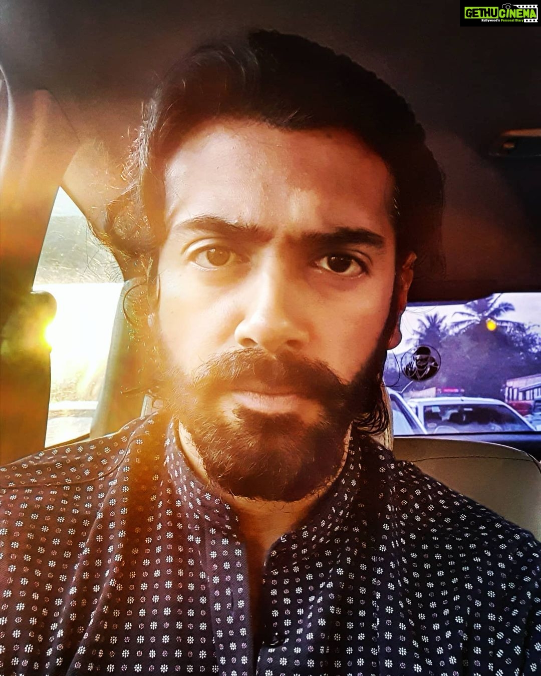 Ashwin Kakumanu Instagram - When the sun hits you just right with a lens flare. #makehaywhilethesunshines