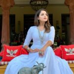 Asmita Sood Instagram – Queening.. 👑 #traveldiaries #travelshow #travelxp #presenter #bikaner Bikaner