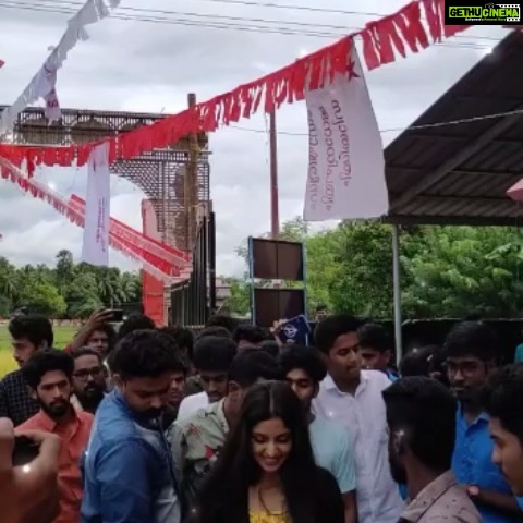 Athmiya Instagram - Thanks for the love Thunjathezhuthachan Bolsheviks College ❤️🥰🤗👗 @chakitha_designs ❤️