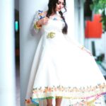 Athmiya Instagram - Happpy Onam in Advance dears...❤️❤️ Felt fantastic 🥰in this outfit 🤩Thank you so much @chakitha_designs by @remya_akhilesh,best buddy🥰🥰..You put a lot of focus and determination to all ua works..keep up ua amazing job dear... Thank you @G Vipinkumar for ua beautiful clicks🥰 Thanks a lot Vijeshettan and Joshi bro fr the Make Up😍🥰