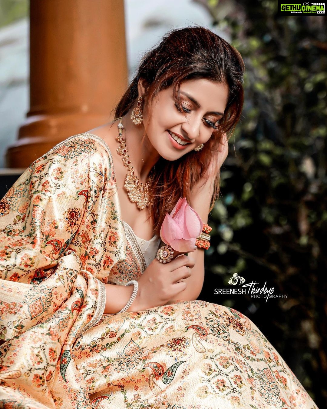 Athmiya - 10.3K Likes - Most Liked Instagram Photos