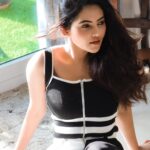 Athulya Ravi Instagram – Life is better in black and white 🤗🤗 #blackandwhite #colours #sunrise #naturalhair !! 
📸 @irst_photography