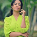 Avika Gor Instagram - #Promotions #NETonZEE5 #premiere