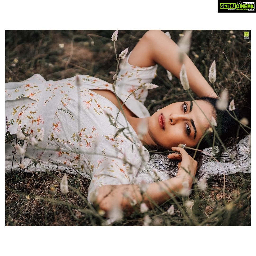 Avika Gor Instagram - “The Future belongs to those who believe in the beauty of their dreams” - Eleanor Roosevelt Styling: @manishamallikarjun Outfit: @ewoke.studio Jewellery: @havyajewels Mua: @purplesmakeupstudio Photographer: @screamstudiosbyharsha Location: @themayabazar Exclusively managed by @viniyardfilms @jubinrajeshdesai @ashviniyardi