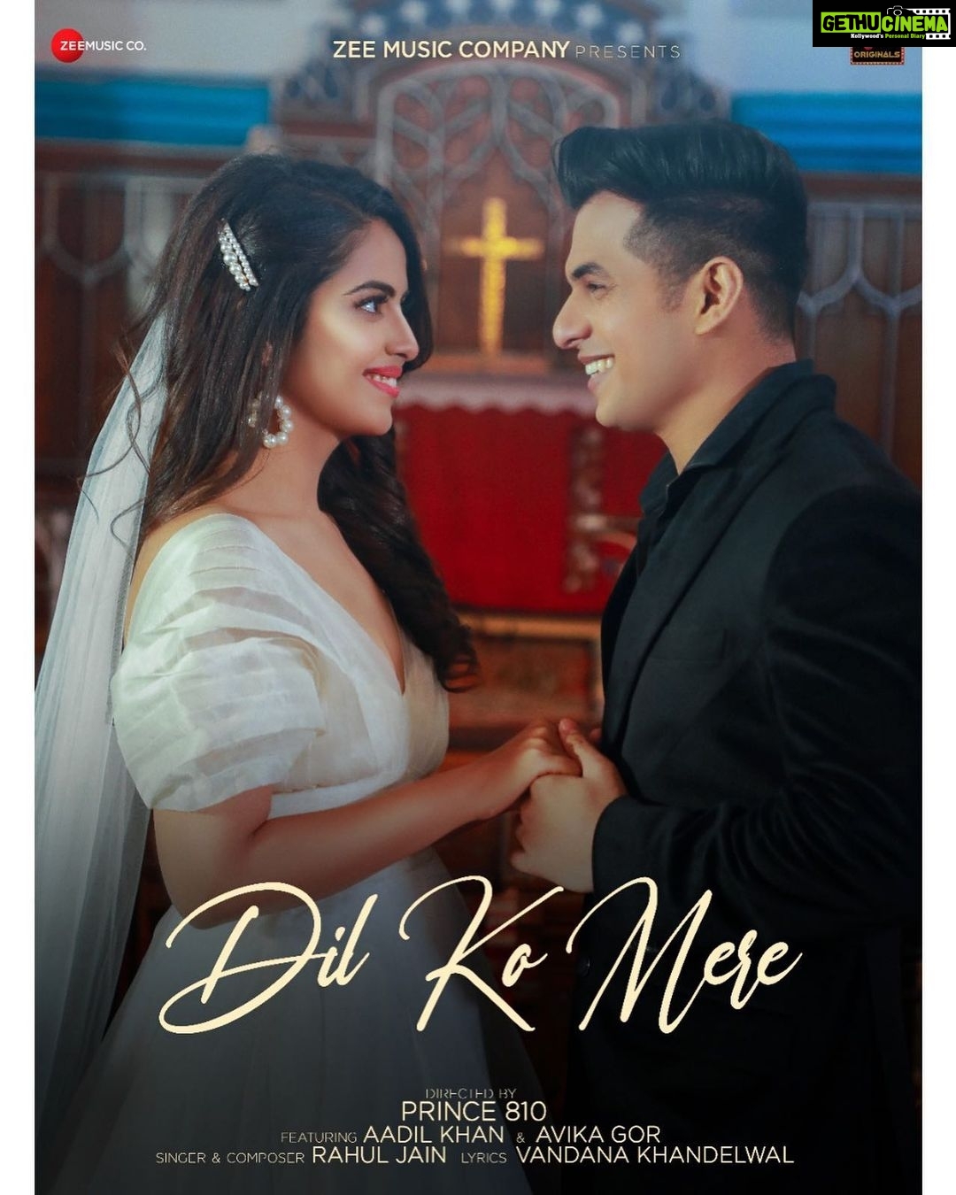 Avika Gor Instagram - #DilKoMere COMING SOON! #ZeeMusicOriginals @aadilkhann @zeemusiccompany @artists.garage @directorprince @rahuljainofficiall @vandanakhandelwal19 @anuragbedii @kirthirai @iamsohamnaik @i_karanwalia @krutikasolankii @manishamallikarjun @themadinfluence @janak.bhanushali @viniyardfilms @rammy.singh