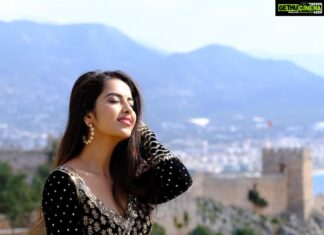 Avika Gor Instagram - Heaven on earth : Alanya Outfit @aparnakdesign Photography @klipatolyesi @ Alanya