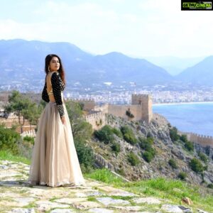 Avika Gor Instagram - Heaven on earth : Alanya 

Outfit @aparnakdesign 
Photography @klipatolyesi