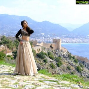 Avika Gor Instagram - Heaven on earth : Alanya 

Outfit @aparnakdesign 
Photography @klipatolyesi