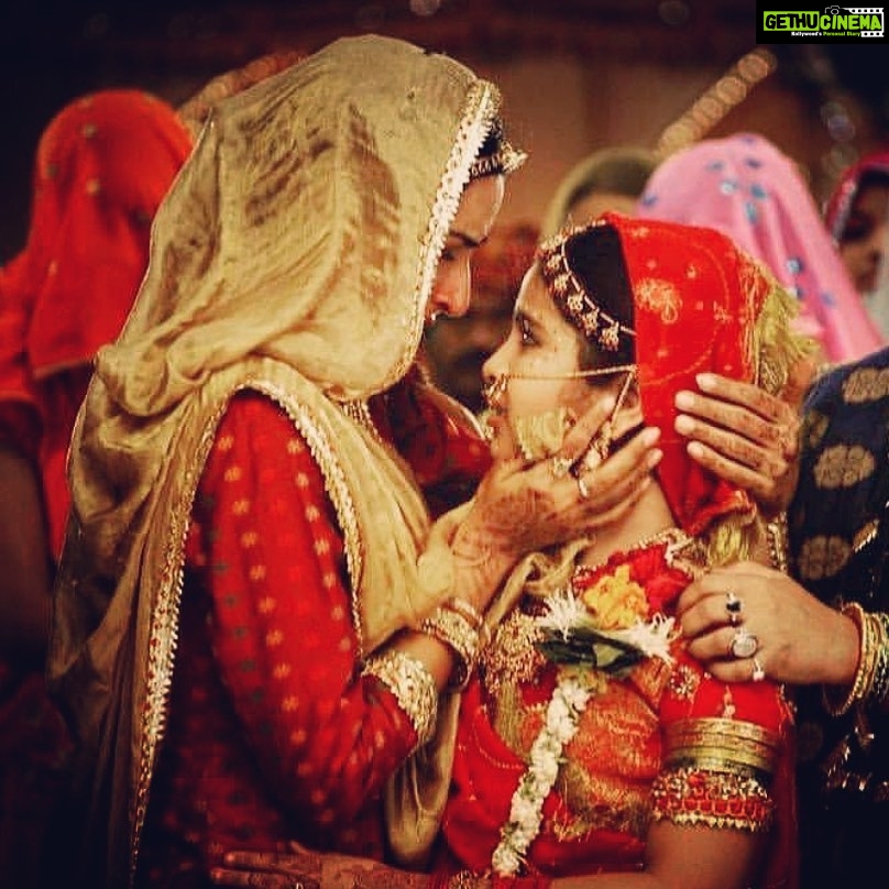 Avika Gor Instagram - Yes.. it got me in tears..😊 #Anandi #BhairaviRaichura #BalikaVadhu @colorstv