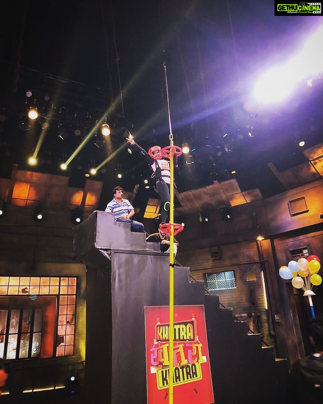 Avika Gor Instagram - Can’t keep calm! #khatrakhatrakhatra #kkk @colorstv Pc: @i.m.abhishekk Reliance Media Works Studio-Film City