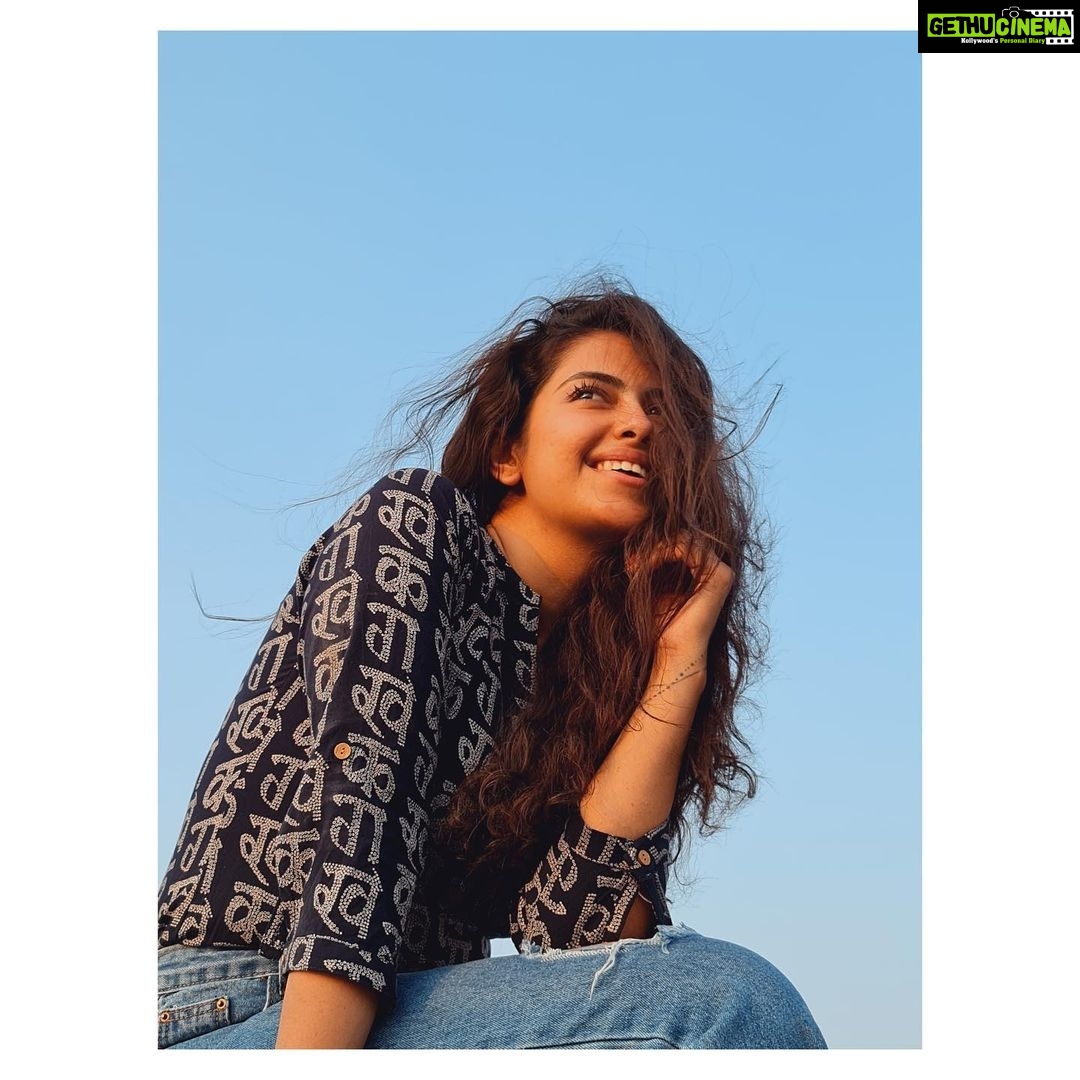 Avika Gor Instagram - Sunset + @sarathshetty = PERFECTION